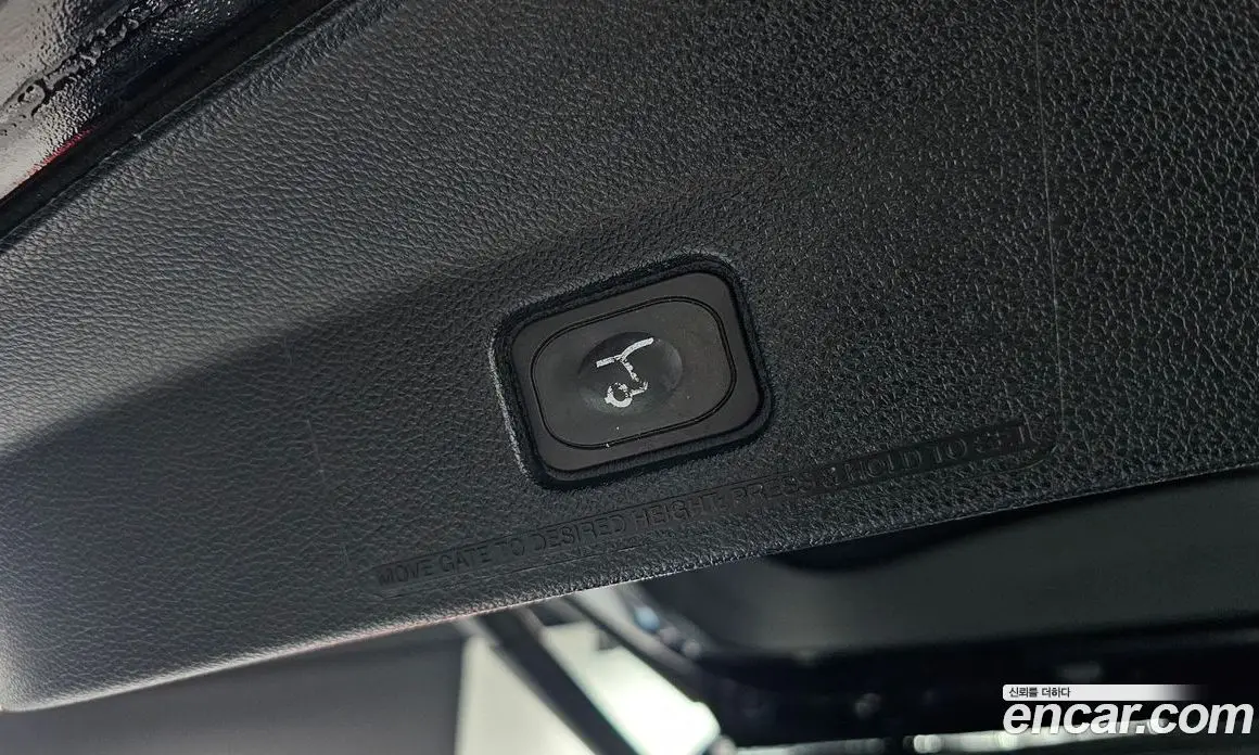 Ford Explorer 2018 2.3 автомат (гидро), фото 16