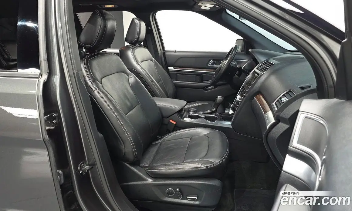 Ford Explorer 2018 2.3 автомат (гидро), фото 11
