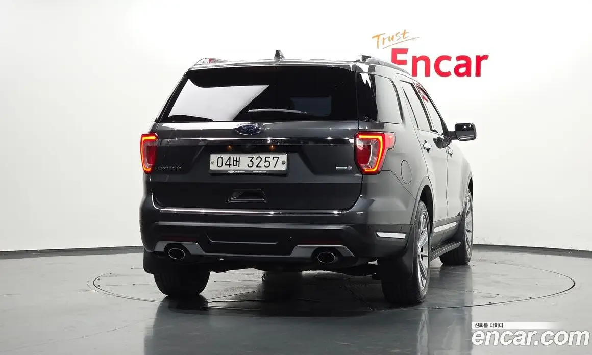 Ford Explorer 2018 2.3 автомат (гидро), фото 4