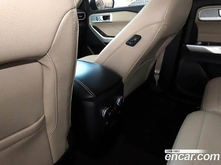 Ford Explorer 2021 2.3 автомат (гидро), фото 16