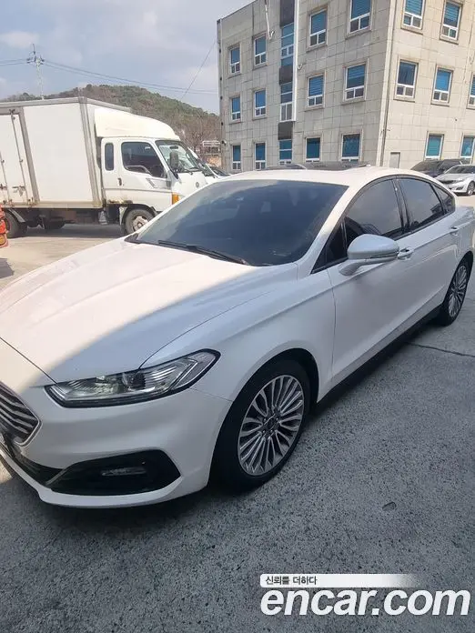 Ford Mondeo 2020 2.0 автомат (гидро), миниатюра 3
