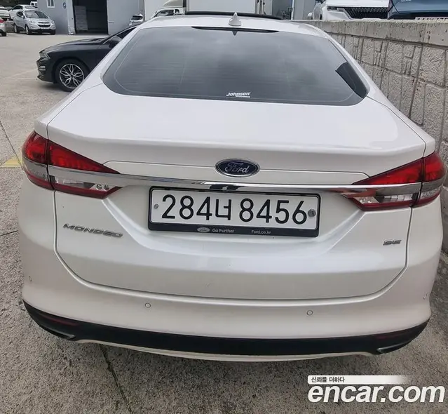 Ford Mondeo 2020 2.0 автомат (гидро), миниатюра 4