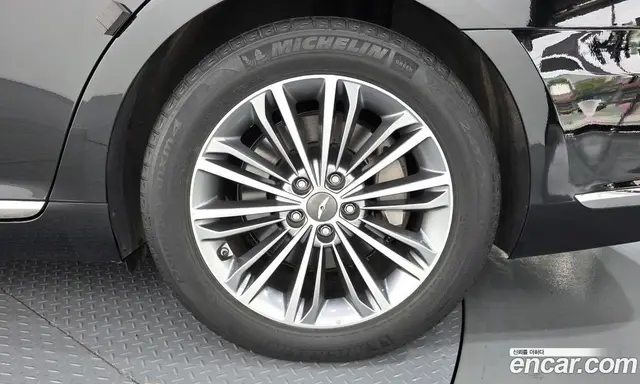 Genesis EQ900 2016 3.8 автомат (гидро), миниатюра 5