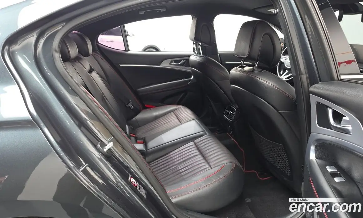 Genesis G70 2018 2.0 автомат (гидро), фото 17