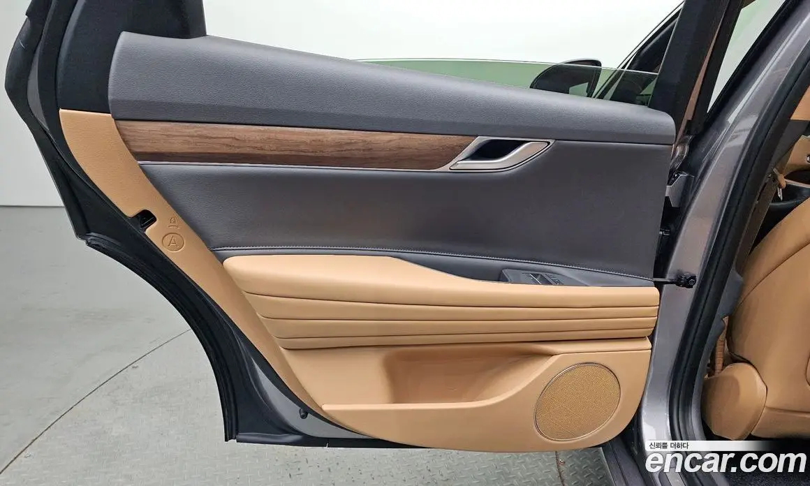 Genesis G80 2022 2.5 автомат (гидро), фото 15