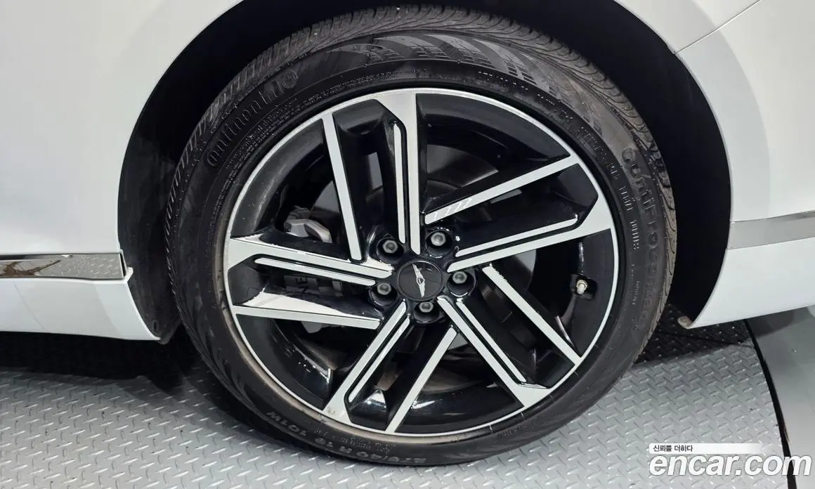 Genesis G80 2024 2.5 автомат (гидро), фото 7