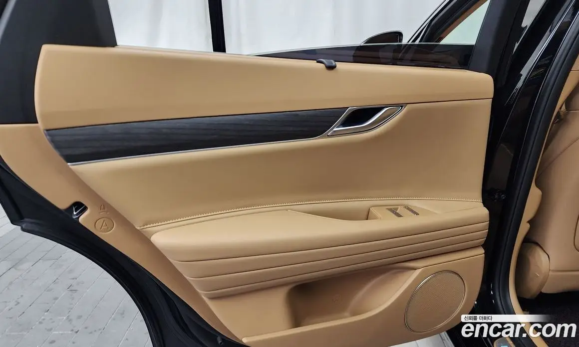 Genesis G80 2025 2.5 автомат (гидро), фото 14