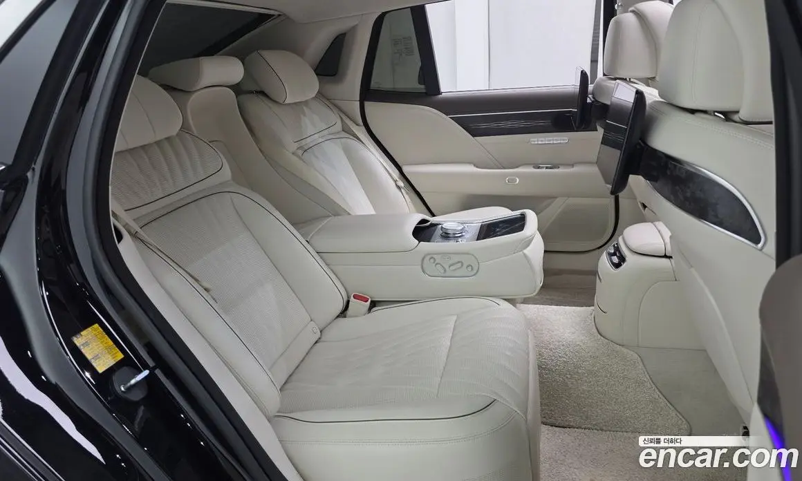 Genesis G90 2023 3.5 автомат (гидро), фото 17