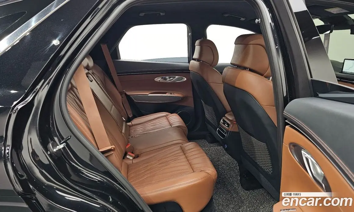 Genesis GV70 2022 2.5 автомат (гидро), фото 17