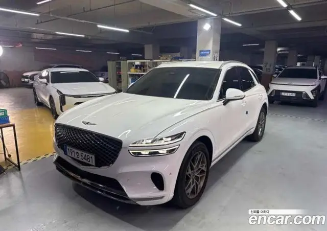 Genesis GV70 2022 2.5 автомат (гидро), миниатюра 2