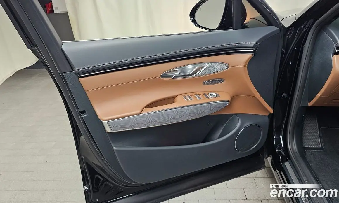 Genesis GV70 2022 2.5 автомат (гидро), фото 14