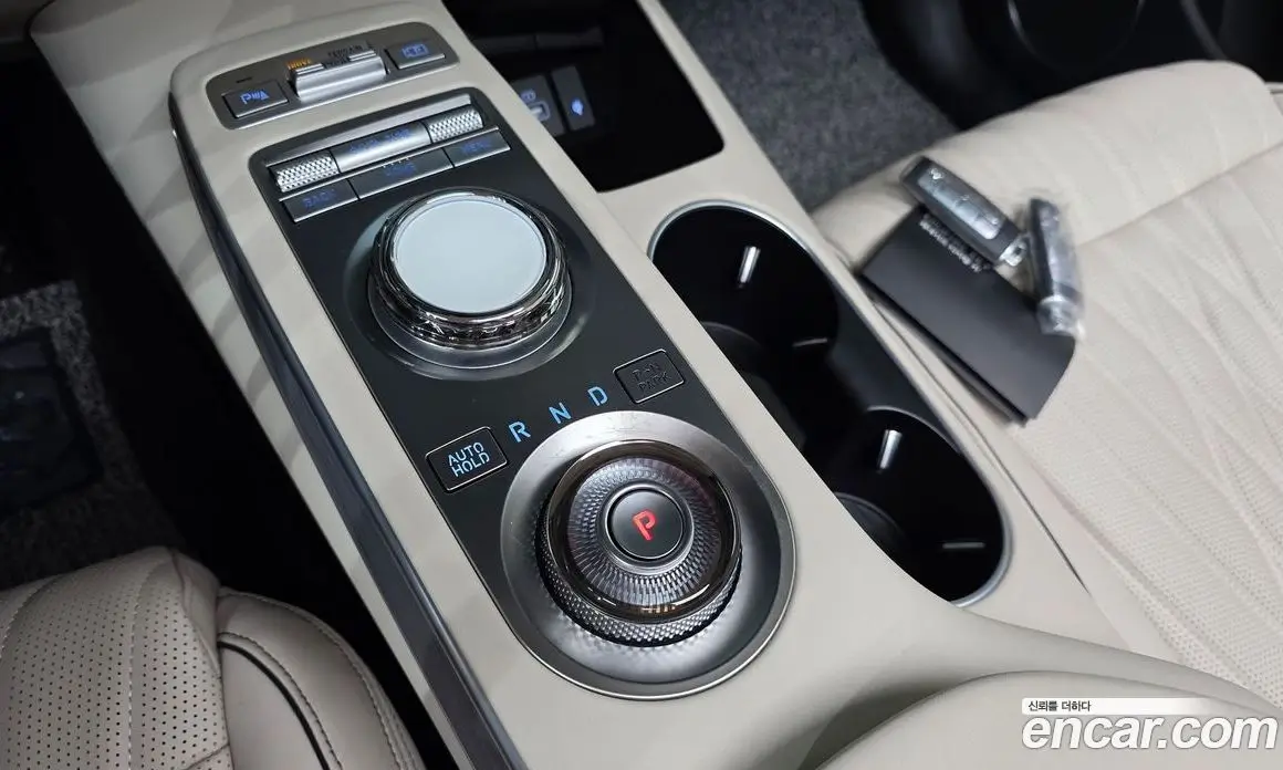 Genesis GV70 2023 2.5 автомат (гидро), фото 12