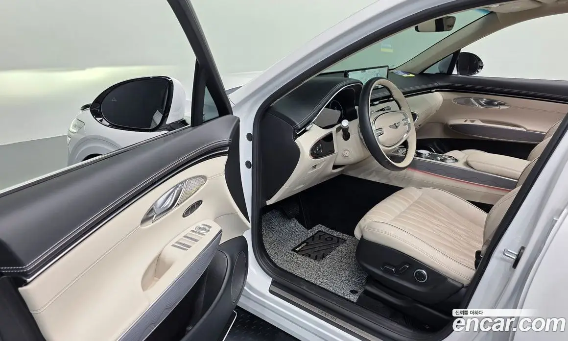 Genesis GV70 2023 2.5 автомат (гидро), фото 13