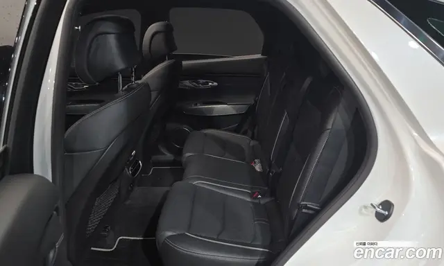 Genesis GV70 2023 2.5 автомат (гидро), миниатюра 11