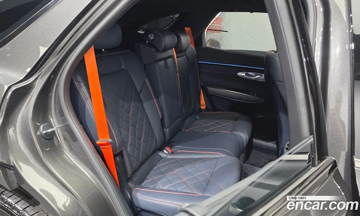 Genesis GV70 2024 3.5 автомат (гидро), фото 18