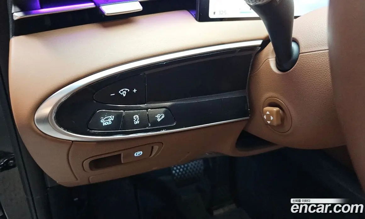 Genesis GV70 2025 2.5 автомат (гидро), фото 27