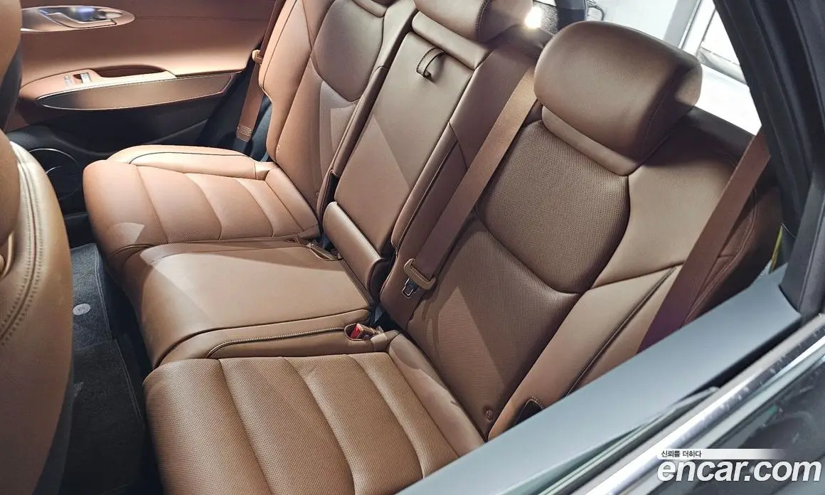Genesis GV70 2025 2.5 автомат (гидро), фото 33
