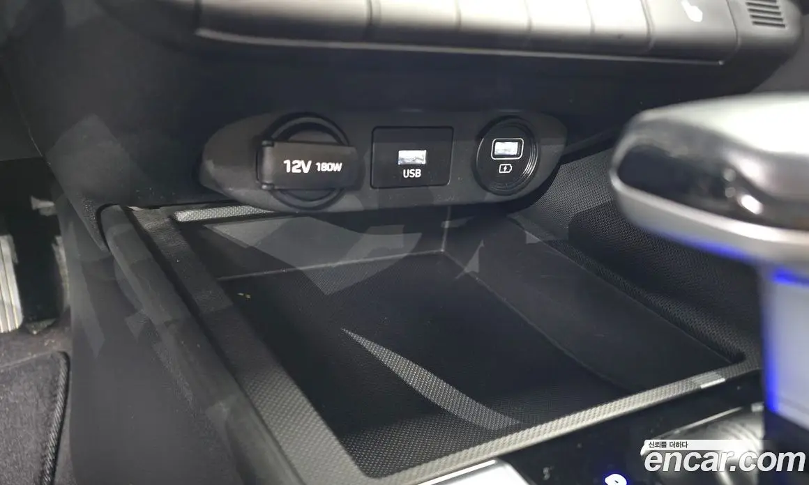 Hyundai Avante 2021 1.6 автомат (гидро), фото 28