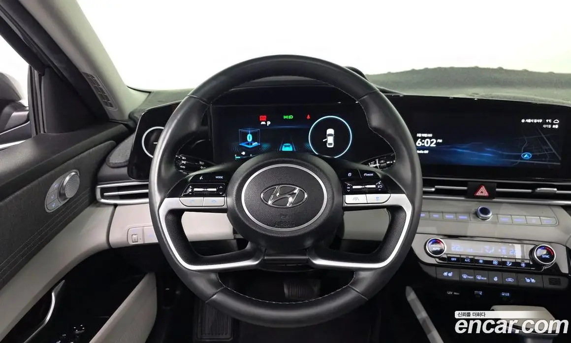 Hyundai Avante 2022 1.6 автомат (гидро), фото 13