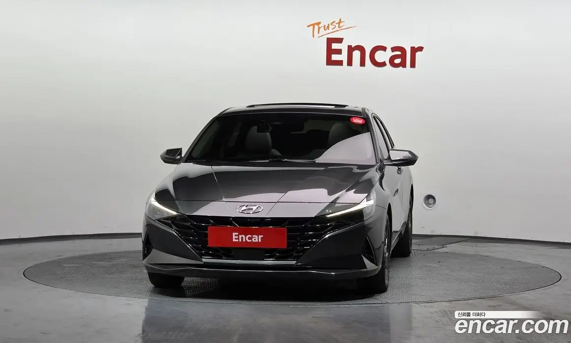 Hyundai Avante 2022 1.6 автомат (гидро), фото 3