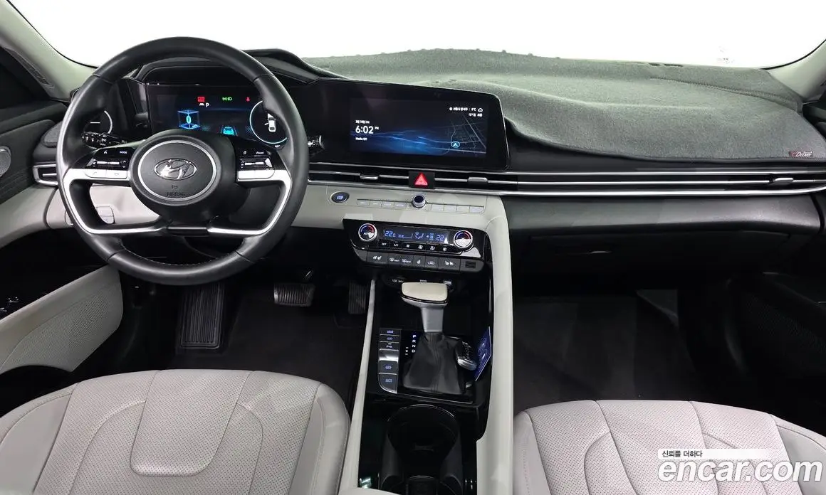 Hyundai Avante 2022 1.6 автомат (гидро), фото 7