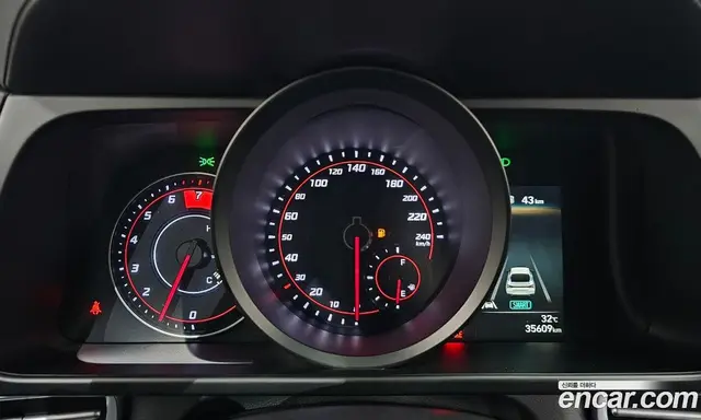 Hyundai Avante 2022 1.6 автомат (гидро), миниатюра 11