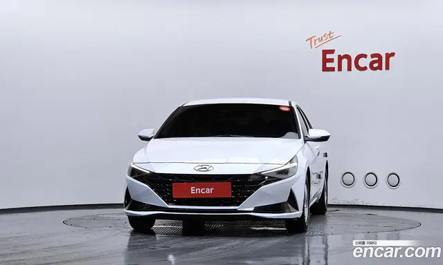 Hyundai Avante 2022 1.6 автомат (гидро), миниатюра 3