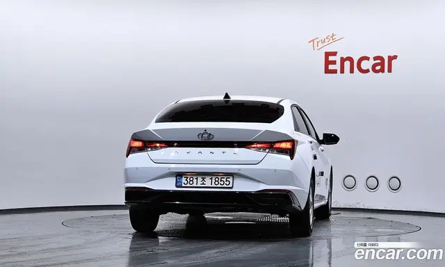 Hyundai Avante 2022 1.6 автомат (гидро), миниатюра 4