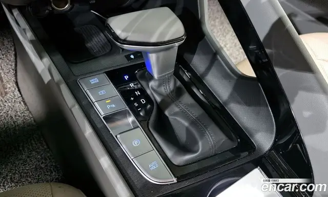 Hyundai Avante 2023 1.6 автомат (гидро), миниатюра 9