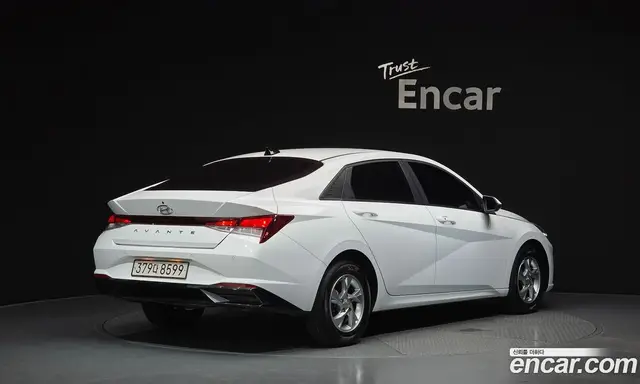 Hyundai Avante 2023 1.6 автомат (гидро), миниатюра 2