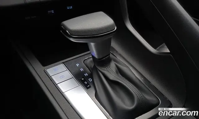 Hyundai Avante 2023 1.6 автомат (гидро), миниатюра 12