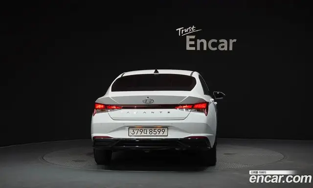 Hyundai Avante 2023 1.6 автомат (гидро), миниатюра 4