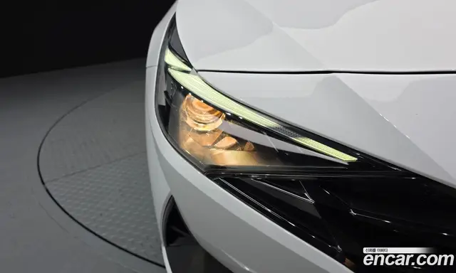 Hyundai Avante 2023 1.6 автомат (гидро), миниатюра 8