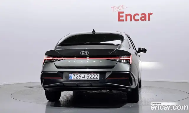 Hyundai Avante 2024 1.6 автомат (гидро), миниатюра 4