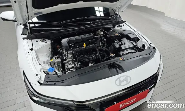 Hyundai Avante 2025 1.6 автомат (гидро), миниатюра 6