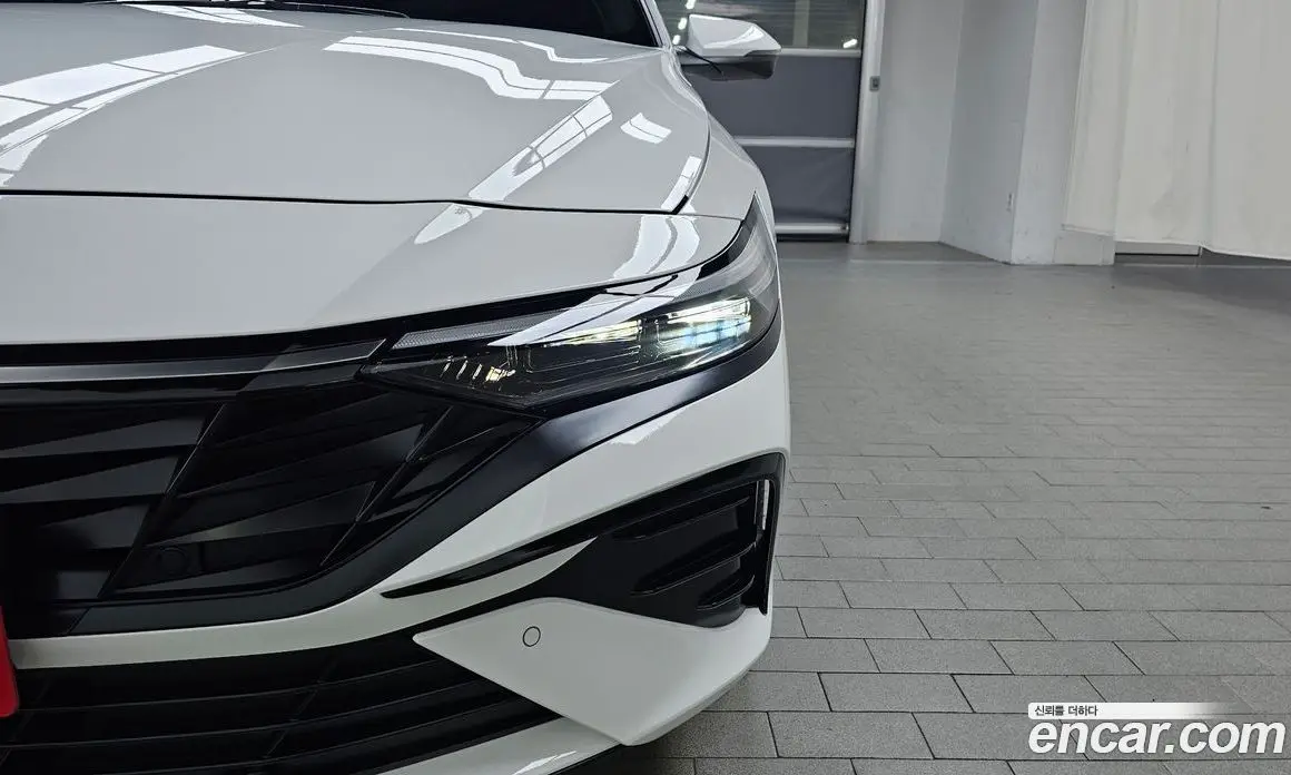 Hyundai Avante 2025 1.6 автомат (гидро), фото 8