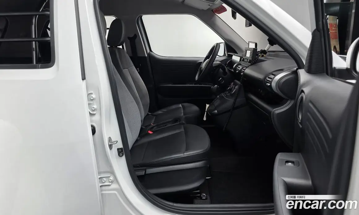 Hyundai Casper 2022 1.0 автомат (гидро), фото 15