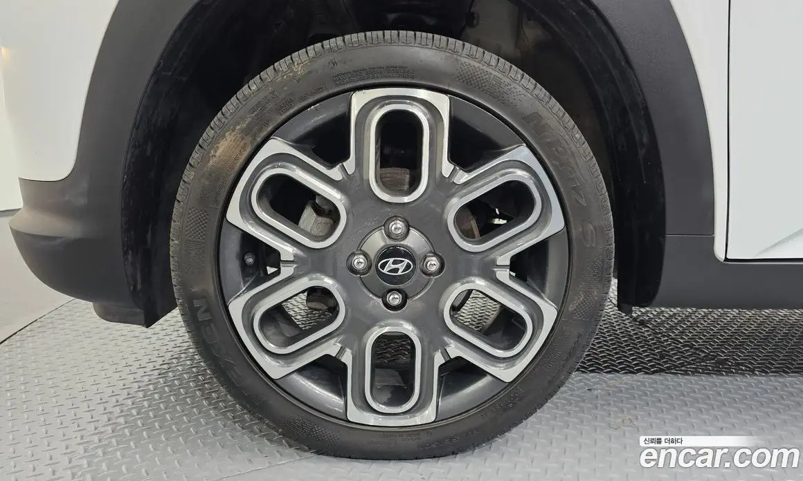 Hyundai Casper 2023 1.0 автомат (гидро), фото 5
