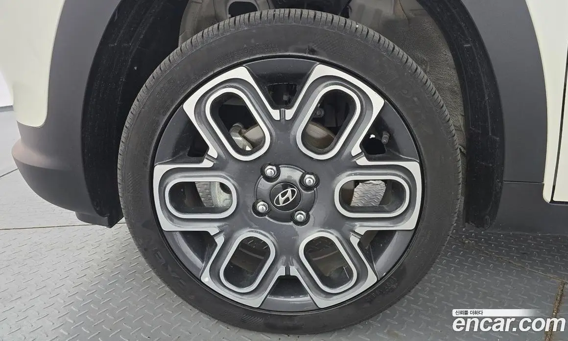 Hyundai Casper 2024 1.0 автомат (гидро), фото 5