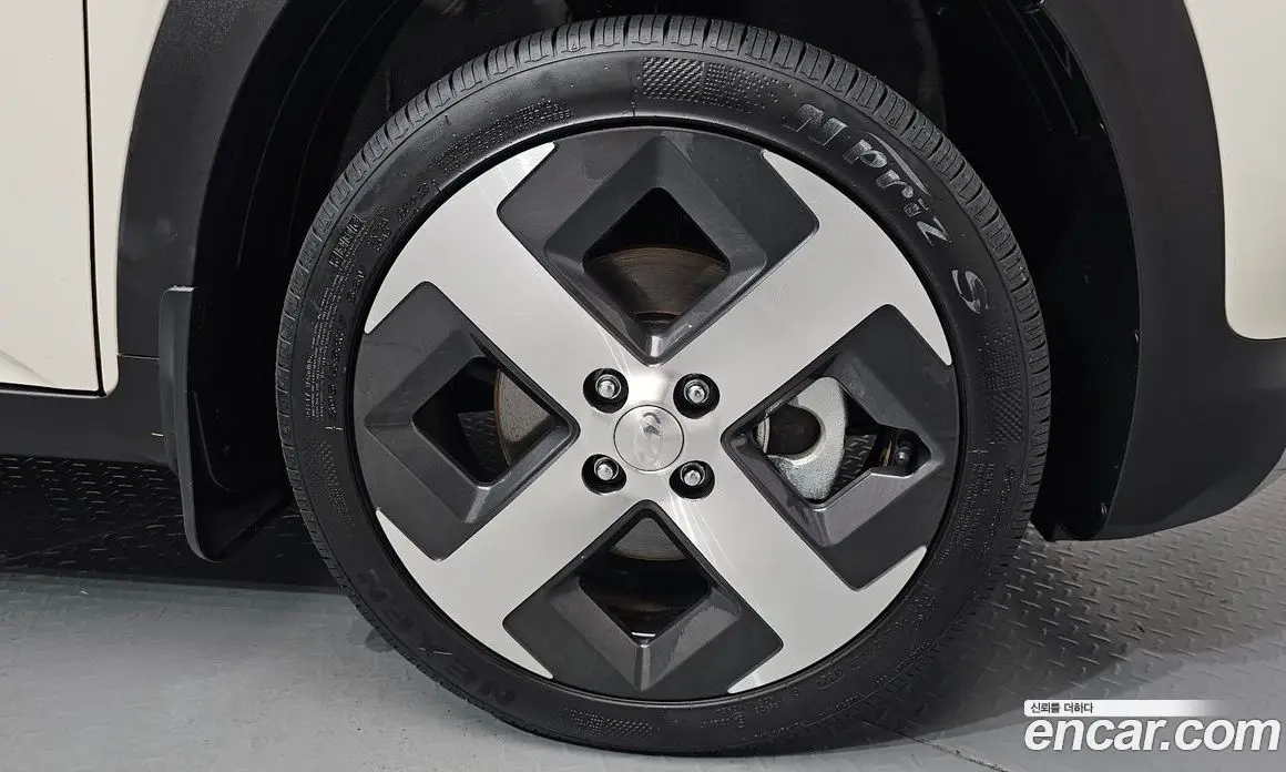 Hyundai Casper 2024 0.2 автомат (гидро), фото 6
