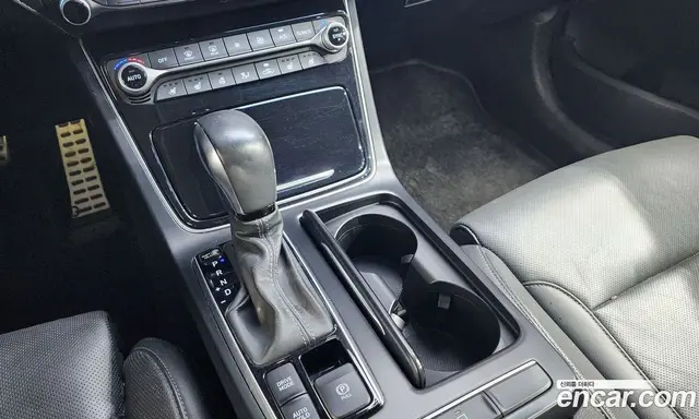 Hyundai Grandeur 2017 3.0 автомат (гидро), миниатюра 12