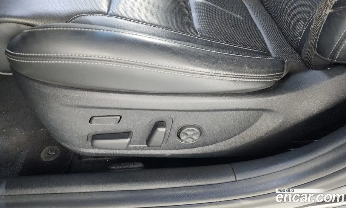 Hyundai Grandeur 2017 3.0 автомат (гидро), фото 31