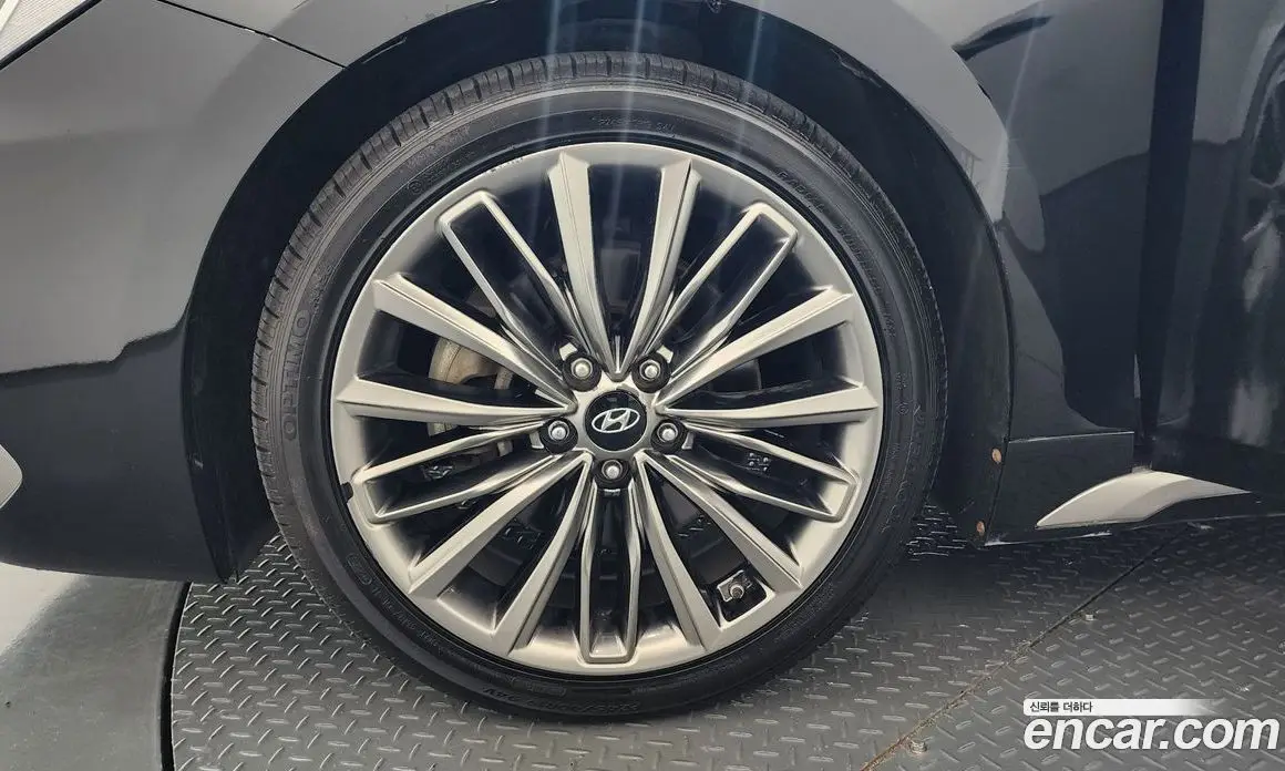 Hyundai Grandeur 2017 3.0 автомат (гидро), фото 5