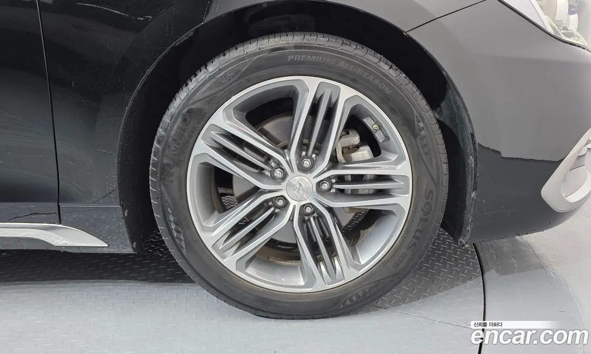 Hyundai Grandeur 2017 3.0 автомат (гидро), фото 5