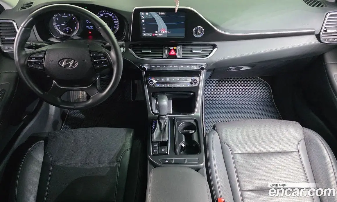 Hyundai Grandeur 2017 3.0 автомат (гидро), фото 7