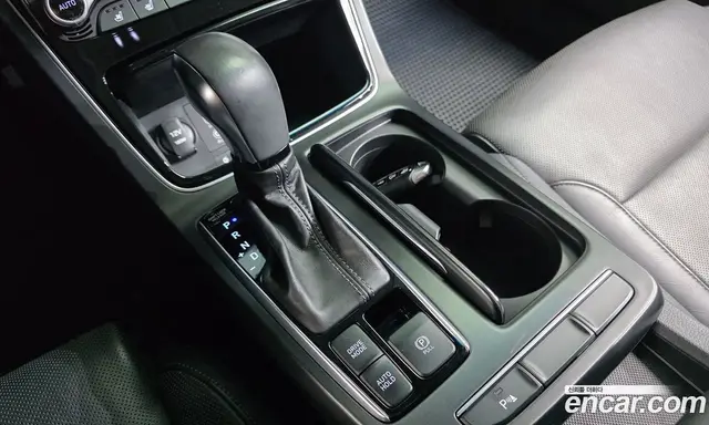Hyundai Grandeur 2017 3.0 автомат (гидро), миниатюра 9