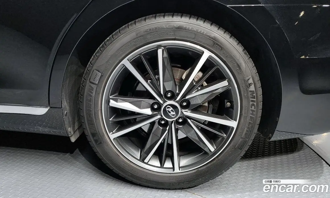 Hyundai Grandeur 2020 2.5 автомат (гидро), фото 30