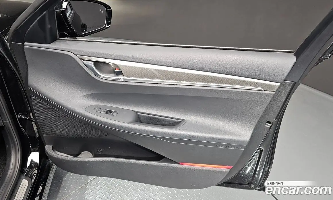 Hyundai Grandeur 2022 2.5 автомат (гидро), фото 13