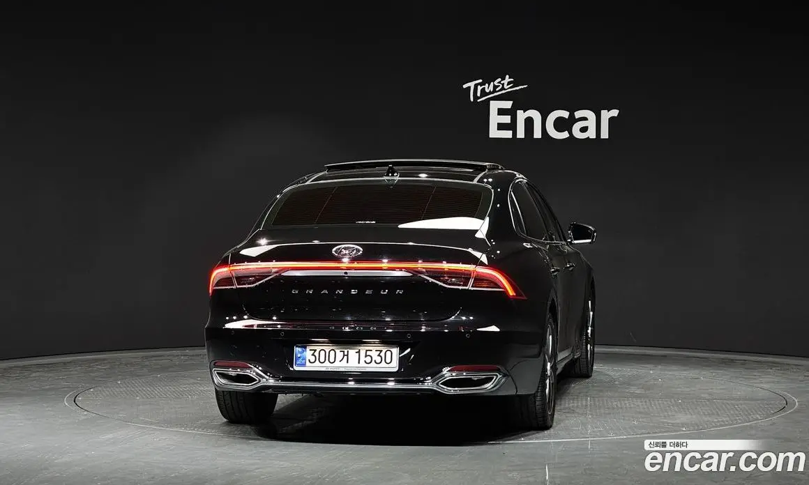 Hyundai Grandeur 2022 2.5 автомат (гидро), фото 3