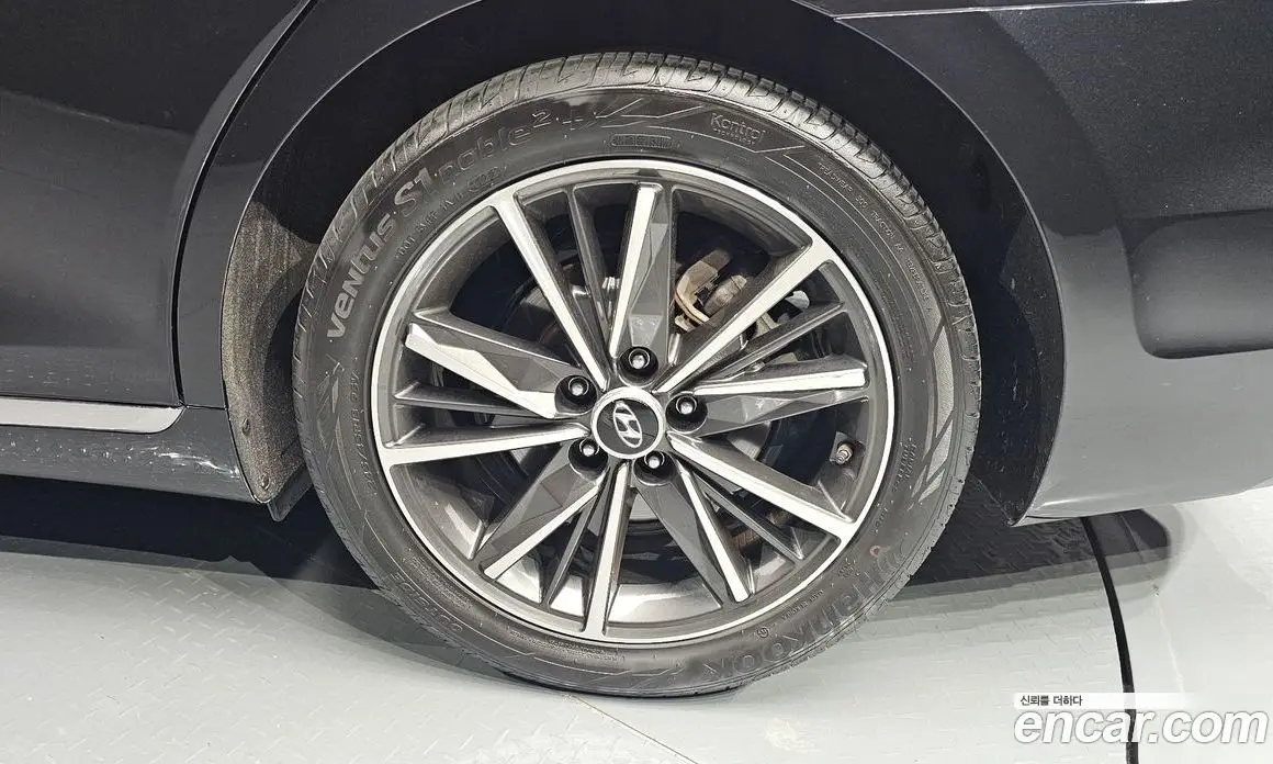 Hyundai Grandeur 2022 2.5 автомат (гидро), фото 6